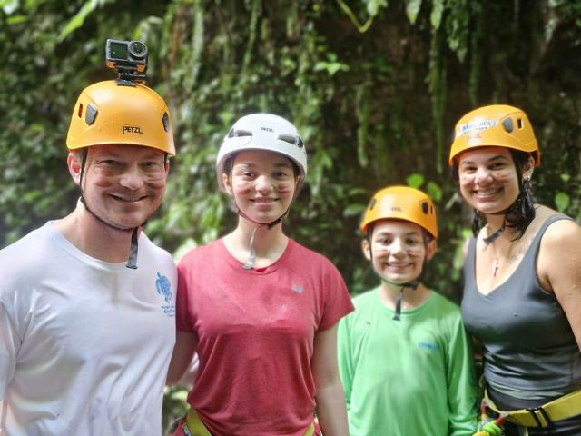 Protected: Tour 7am 17-05-25 Canyoning Maquique Adventure